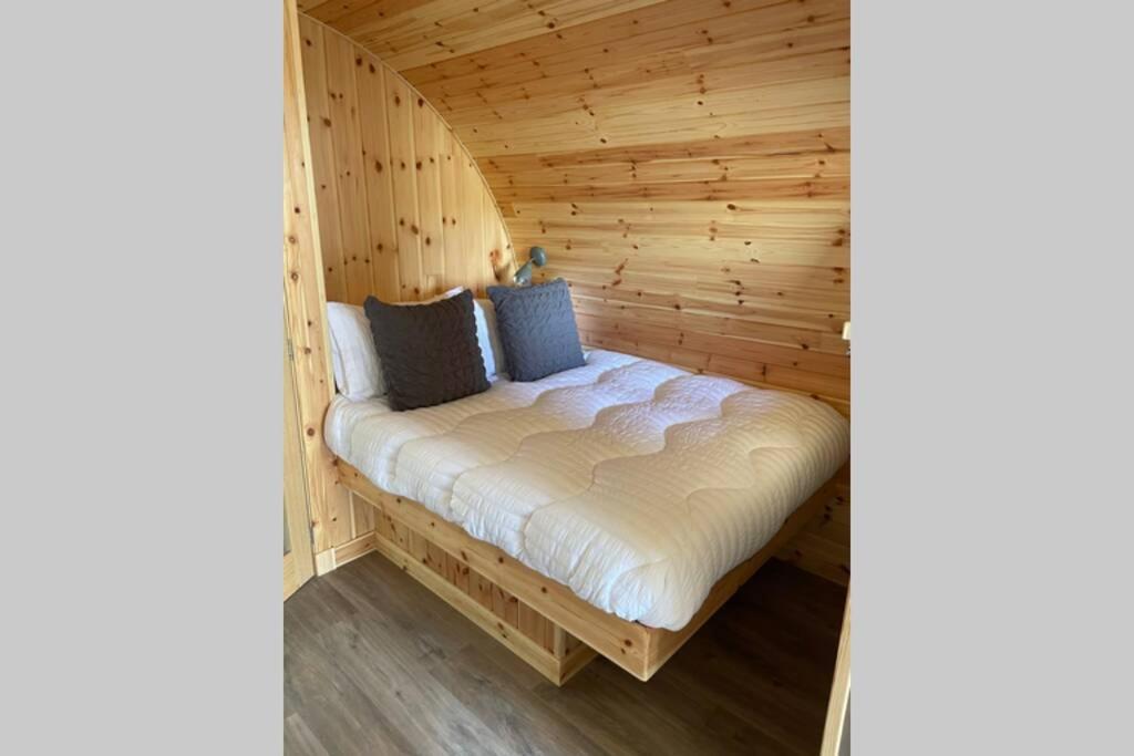 Allt Yelkie Pod Ceithir, Earlish Buitenkant foto
